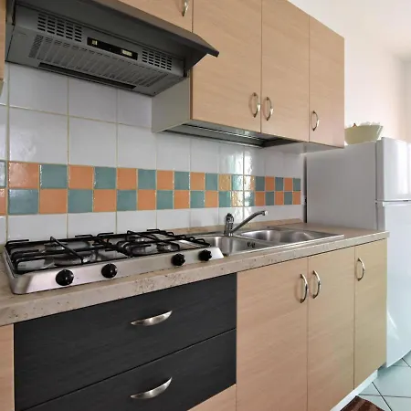 Solmare-42 By Interhome Rosapineta